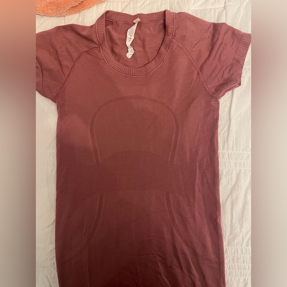 Lululemon Swiftly Tech - Regular Length, Size 4 - image 1